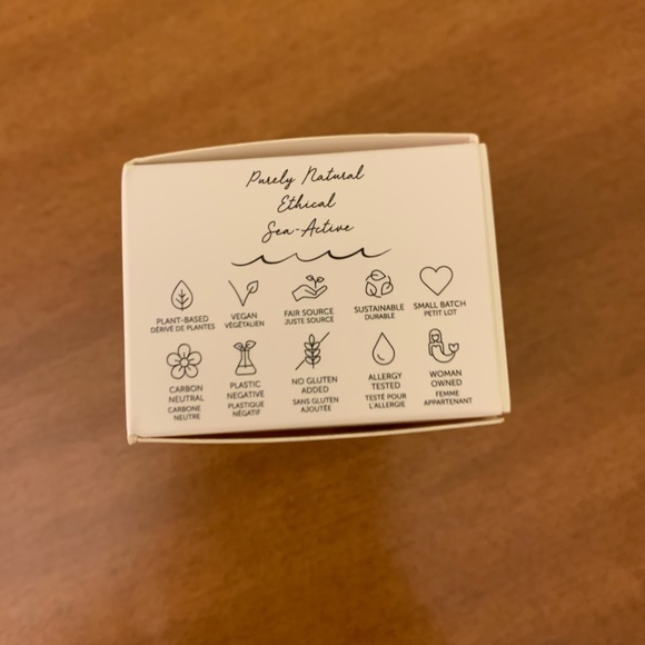 Aqua Aura Eye Cream - Picture 4 of 5